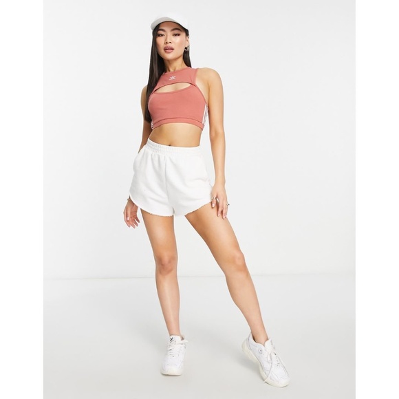 Adidas Originals Adicolor Three Strips Tank Top with Cutout Detail - Picture 4 of 7